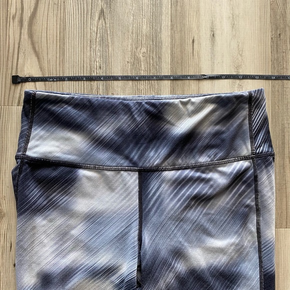 Athleta High Rise Alpine Chaturanga Tight Small - Picture 5 of 9